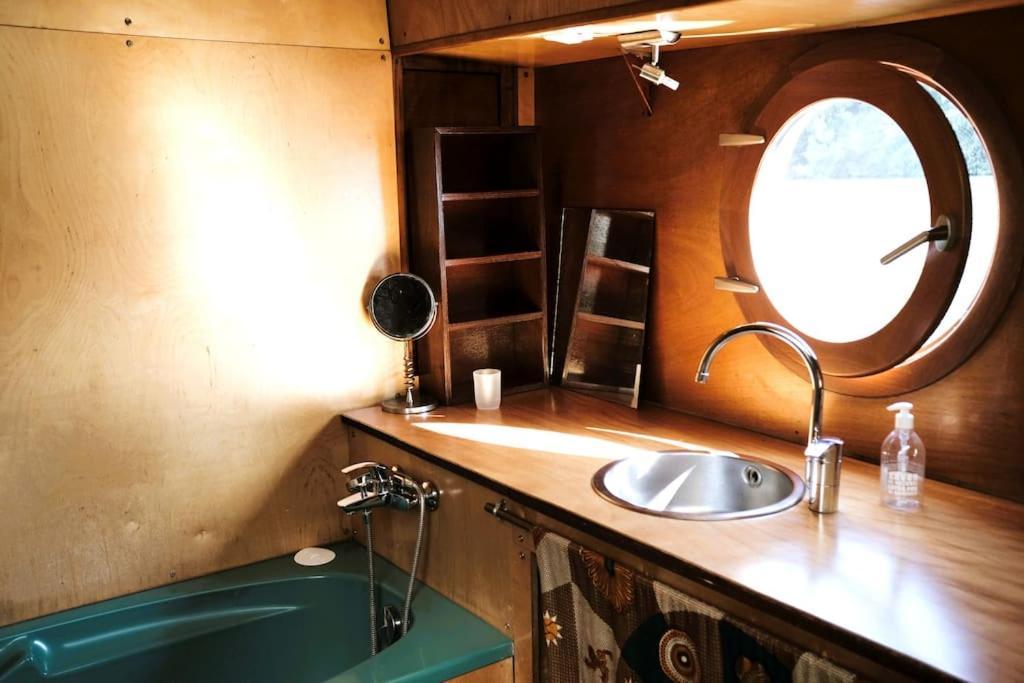 Belle Peniche Romantique A Paris Boulogne-Billancourt Eksteriør bilde