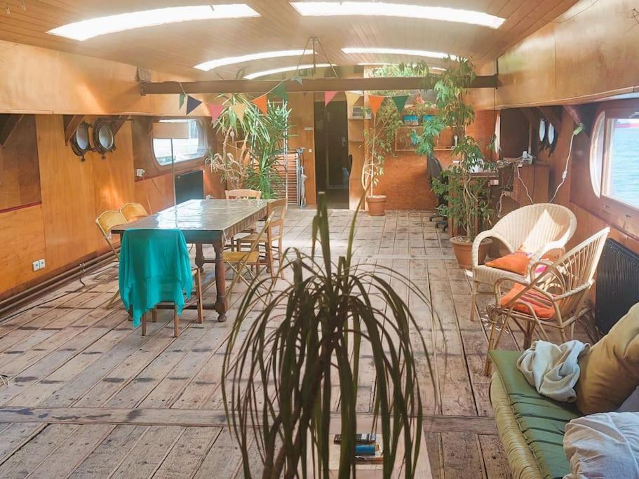 Belle Peniche Romantique A Paris Boulogne-Billancourt Eksteriør bilde