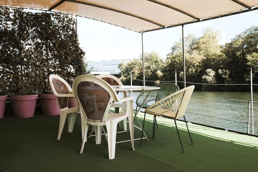 Belle Peniche Romantique A Paris Boulogne-Billancourt Eksteriør bilde