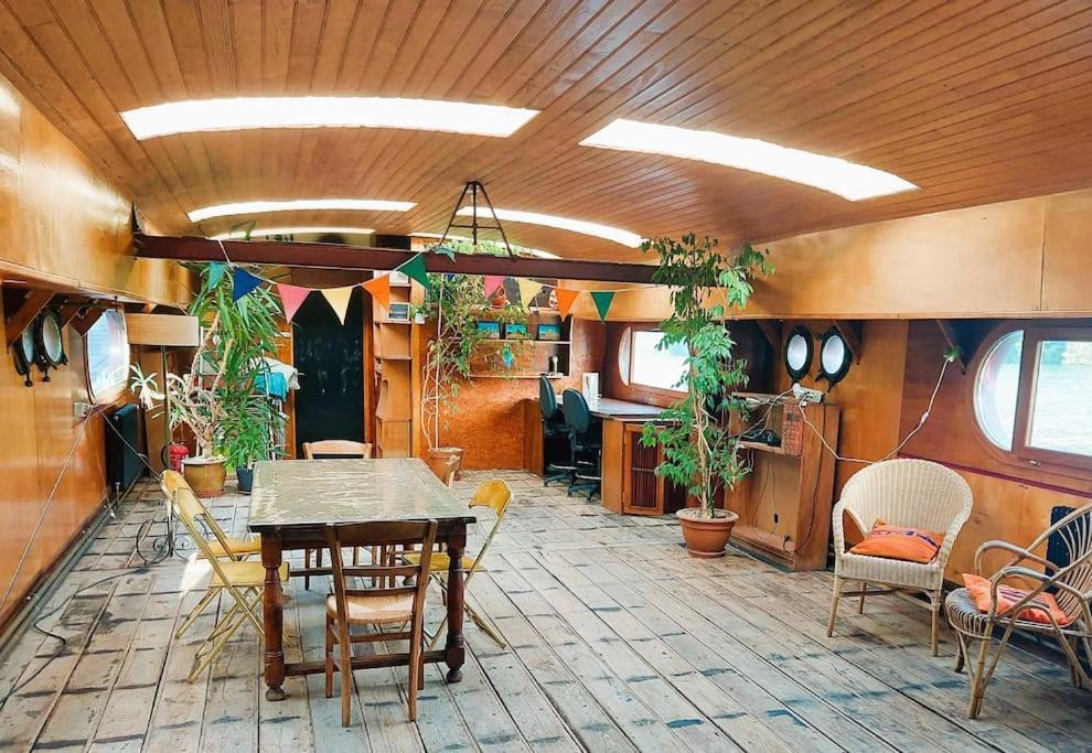 Belle Peniche Romantique A Paris Boulogne-Billancourt Eksteriør bilde