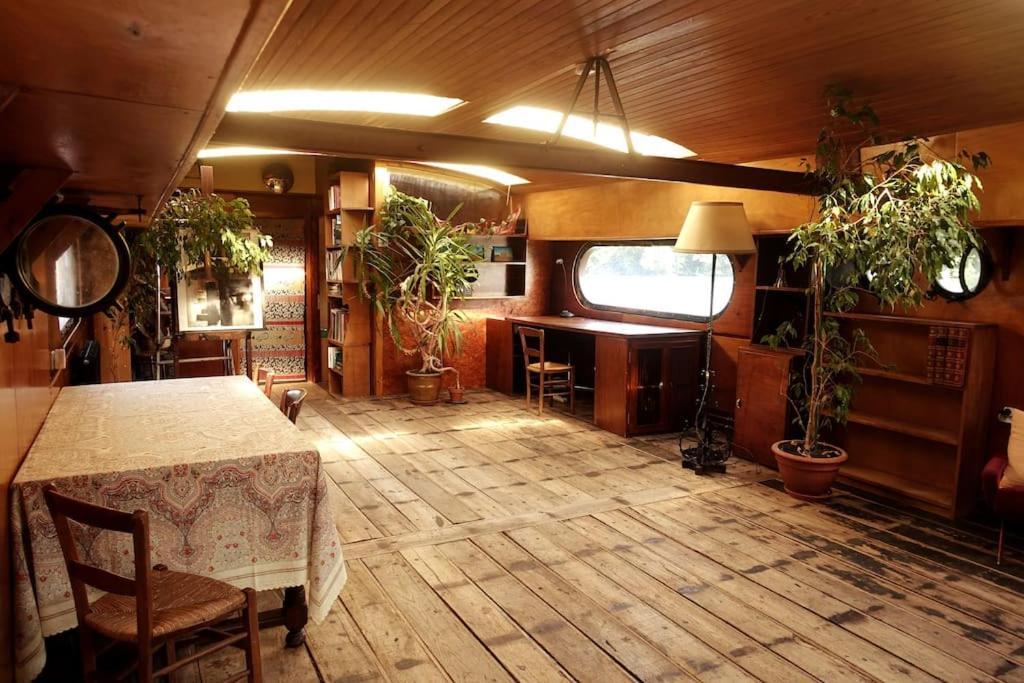 Belle Peniche Romantique A Paris Boulogne-Billancourt Eksteriør bilde